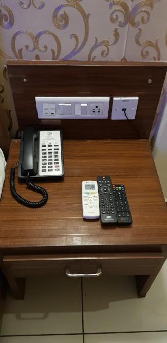 Klase Hotels Ченнаї Екстер'єр фото