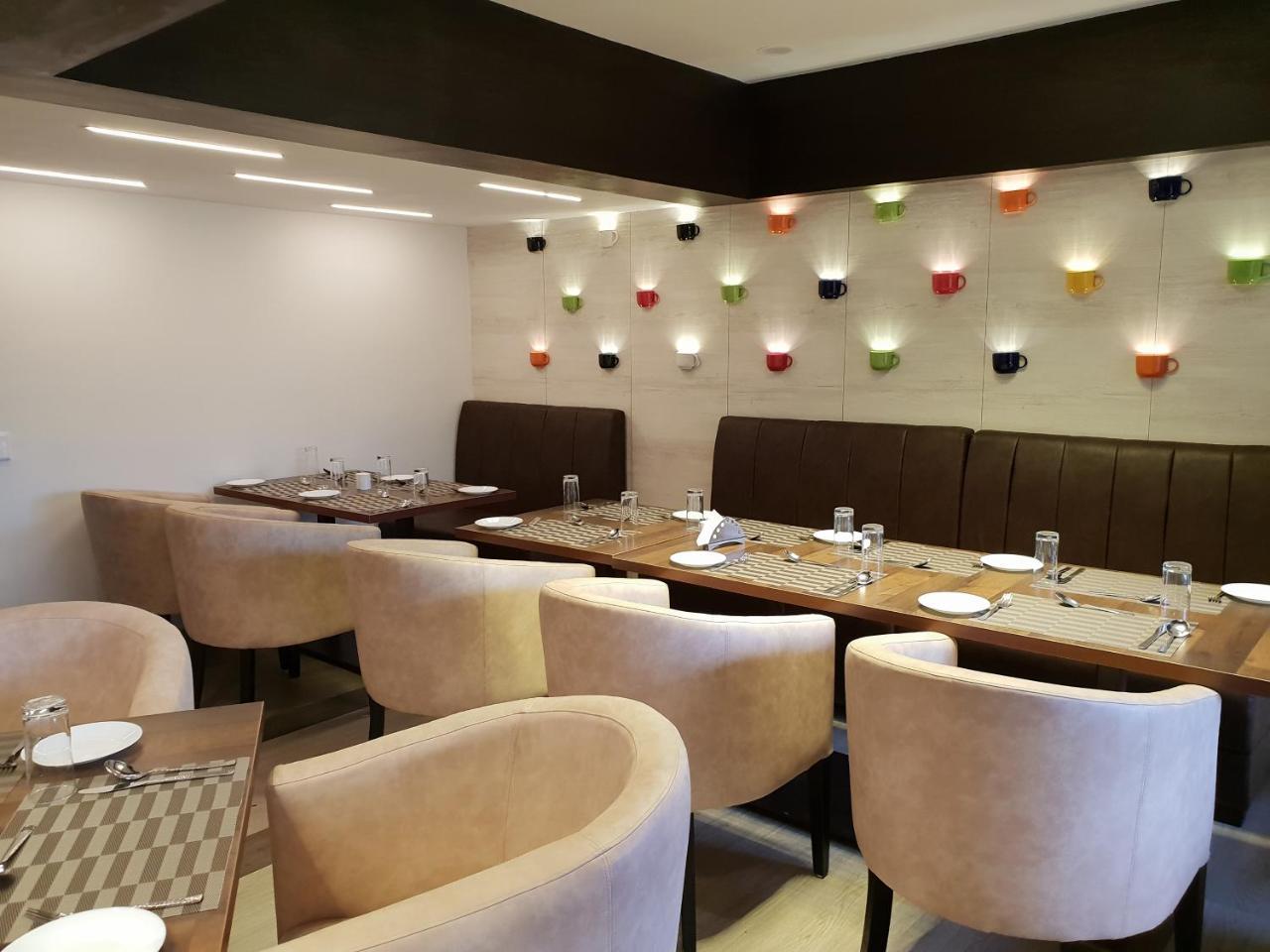 Klase Hotels Ченнаї Екстер'єр фото